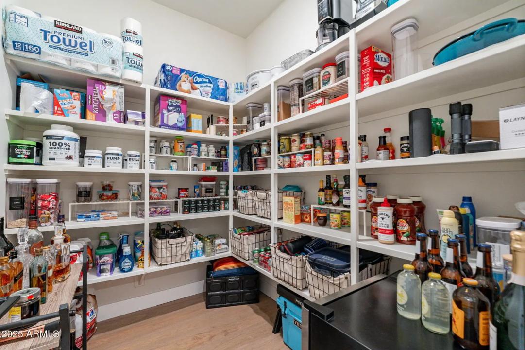 Real Estate Picture 12