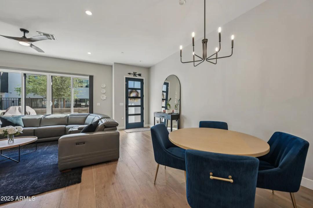 Real Estate Picture 17