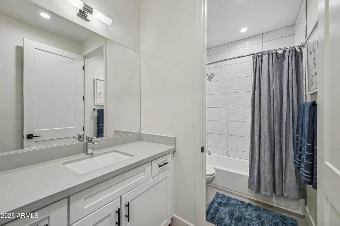 Real Estate Picture 27