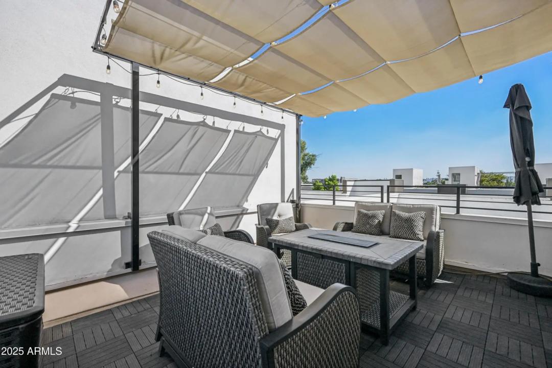 Real Estate Picture 30