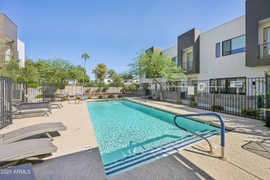 Real Estate Picture 36