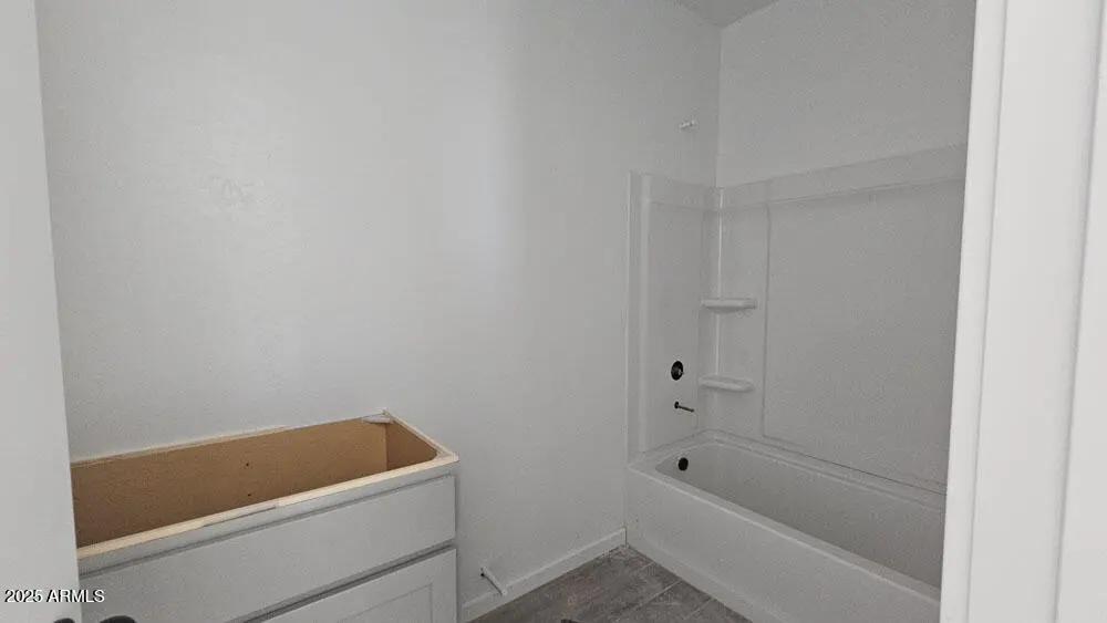 Real Estate Picture 10