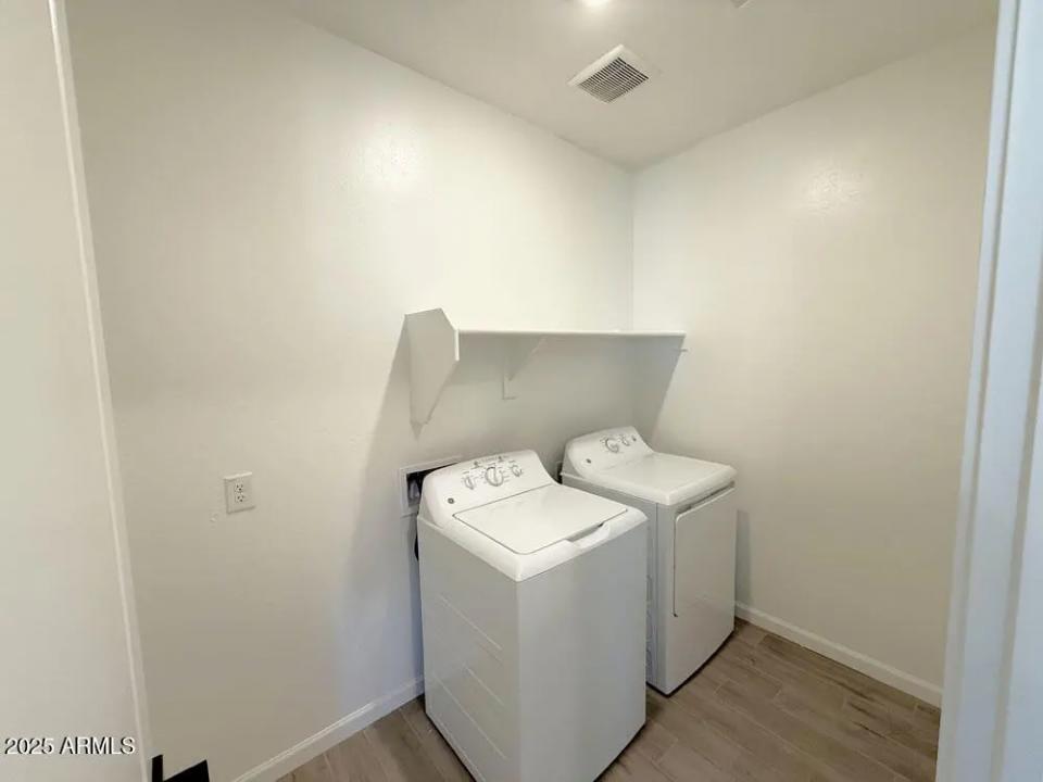 Real Estate Picture 20