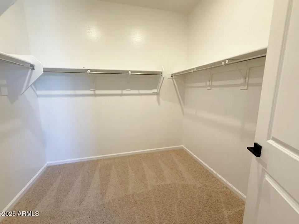 Real Estate Picture 29