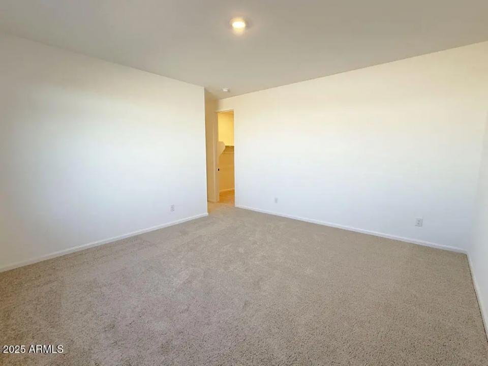 Real Estate Picture 31