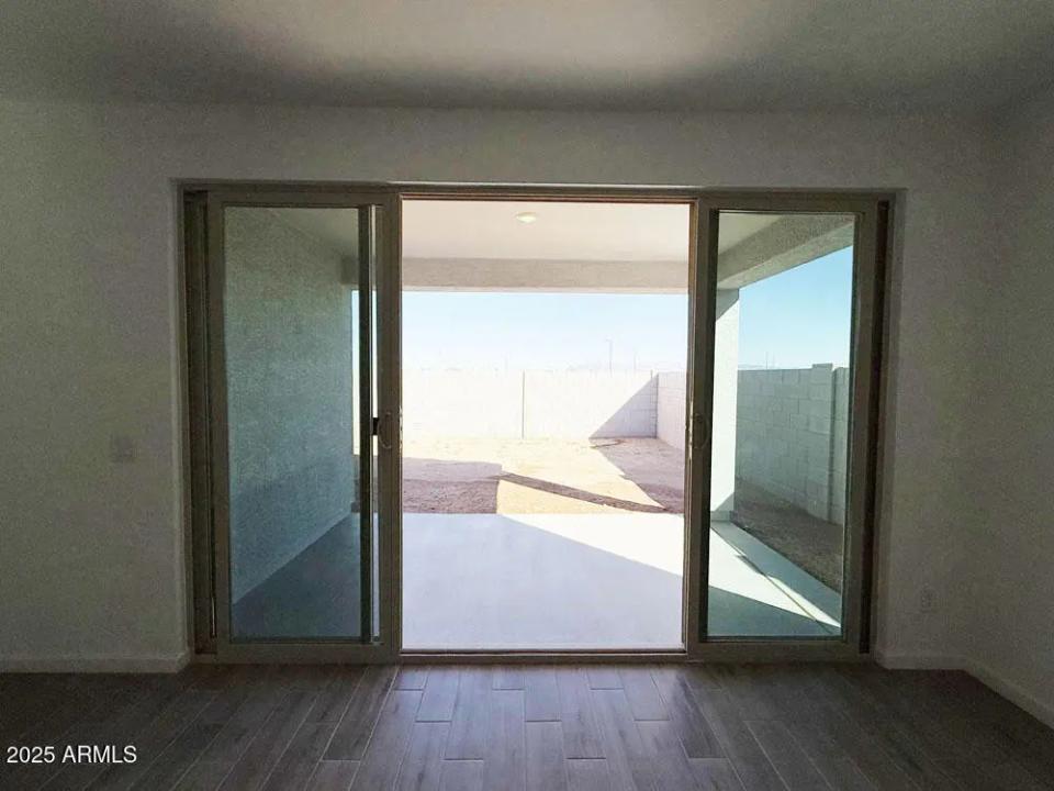 Real Estate Picture 32