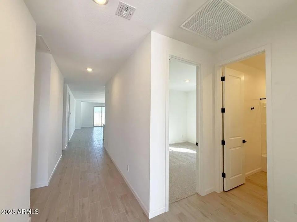 Real Estate Picture 36