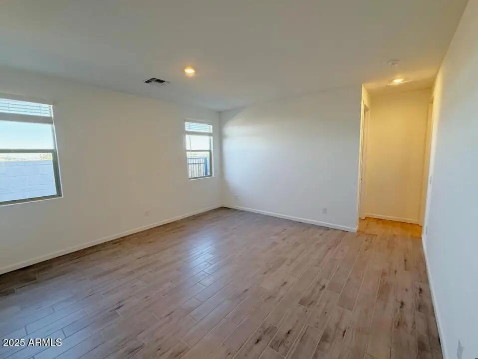 Real Estate Picture 38