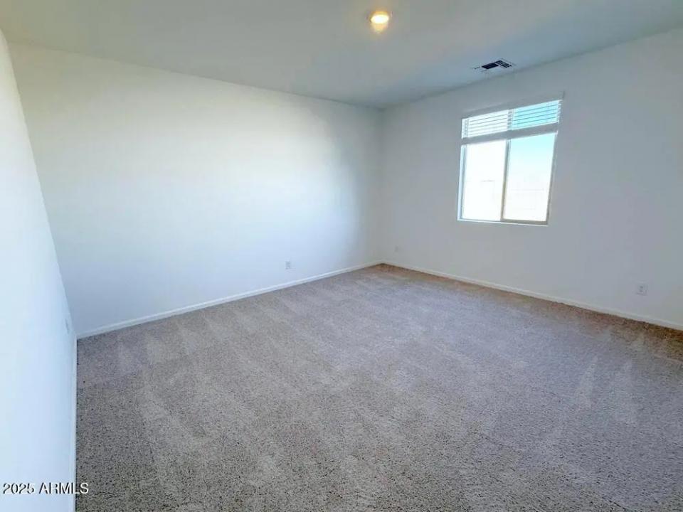 Real Estate Picture 47