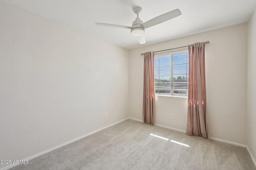 Real Estate Picture 32
