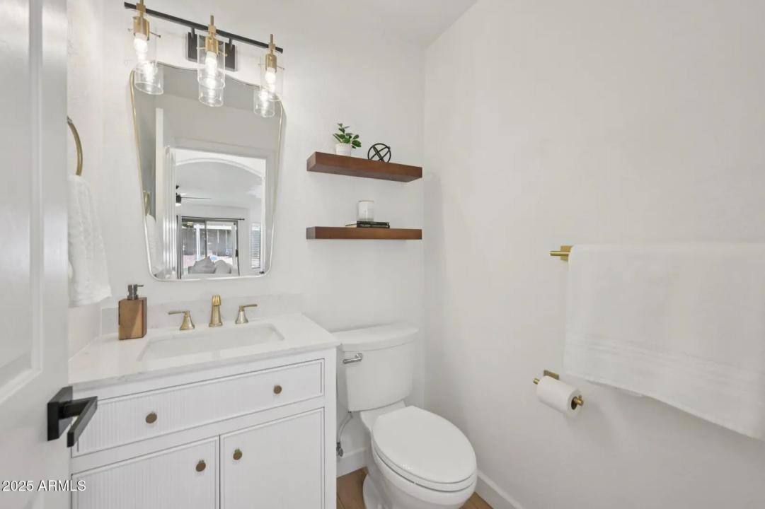 Real Estate Picture 21
