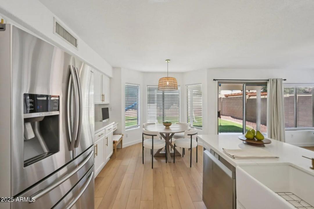 Real Estate Picture 13