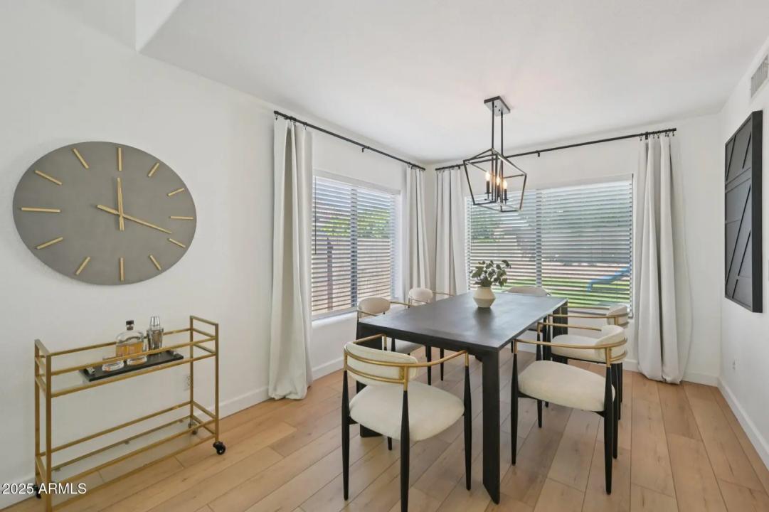 Real Estate Picture 19