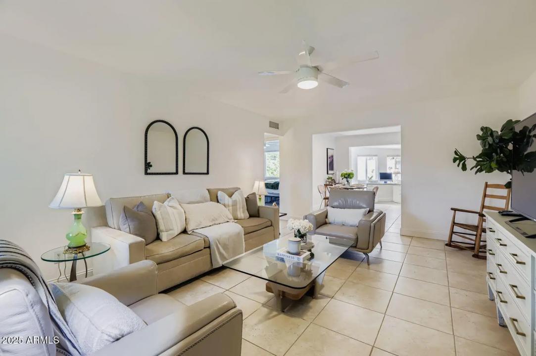Real Estate Picture 6