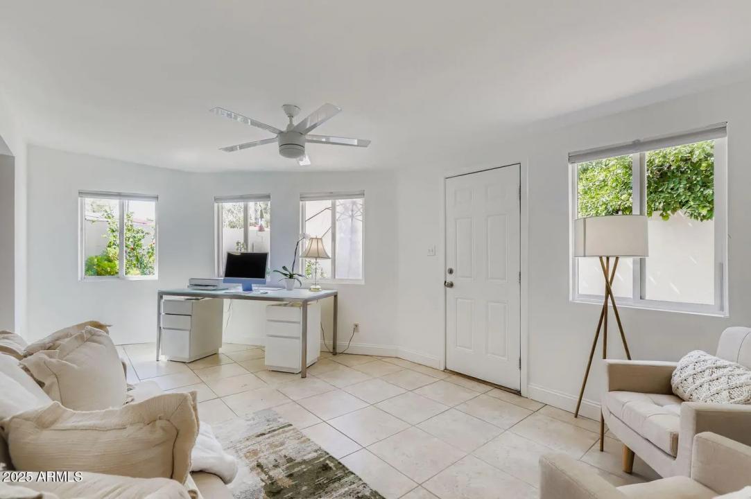 Real Estate Picture 9