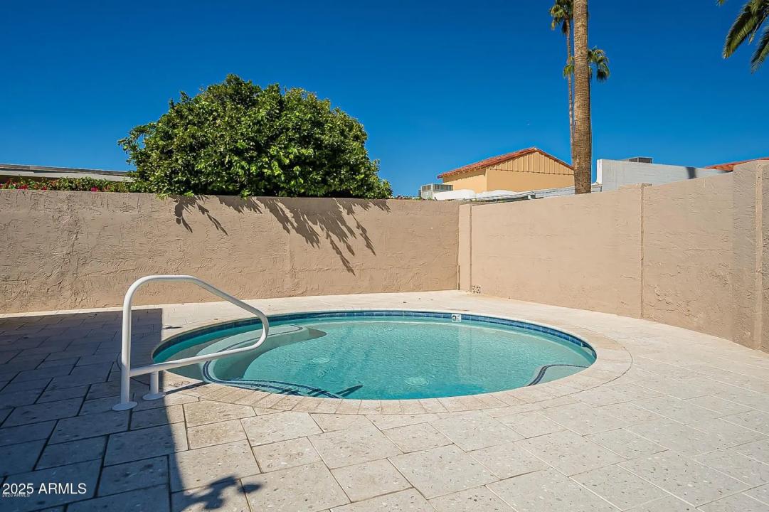 Real Estate Picture 30