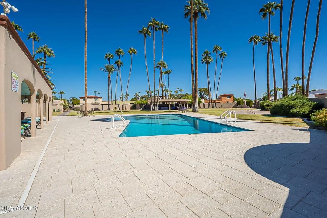 Real Estate Picture 33