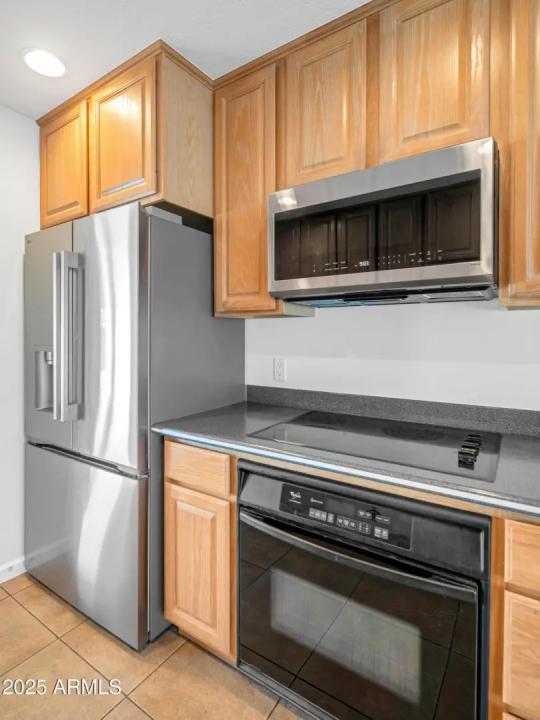 Real Estate Picture 3