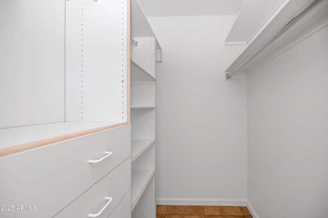 Real Estate Picture 11