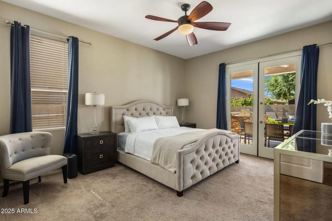 Real Estate Picture 14