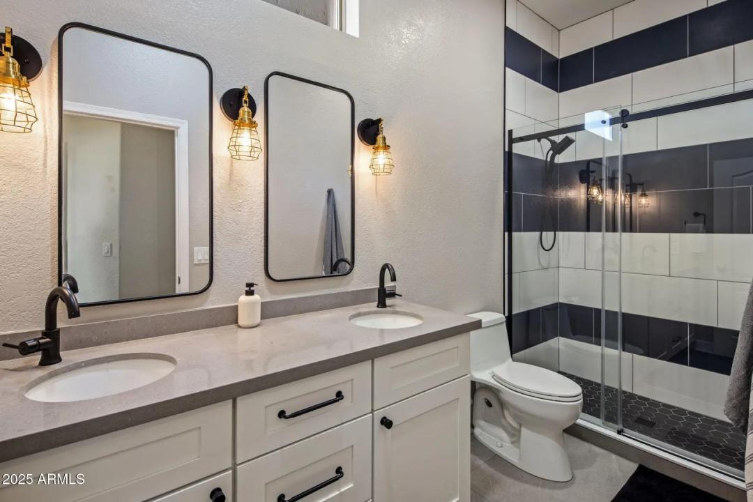 Real Estate Picture 21
