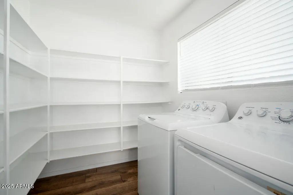 Real Estate Picture 5