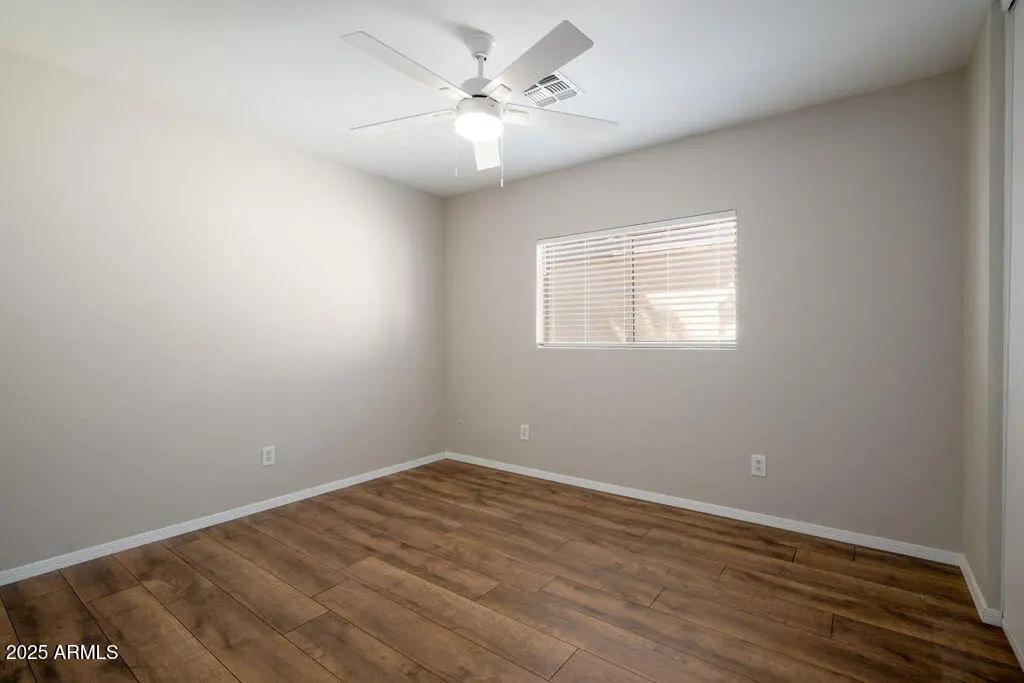 Real Estate Picture 8