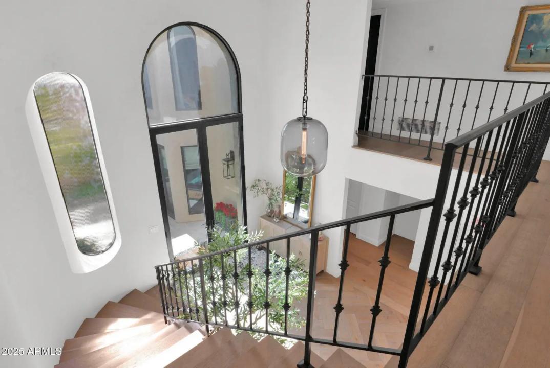 Real Estate Picture 27