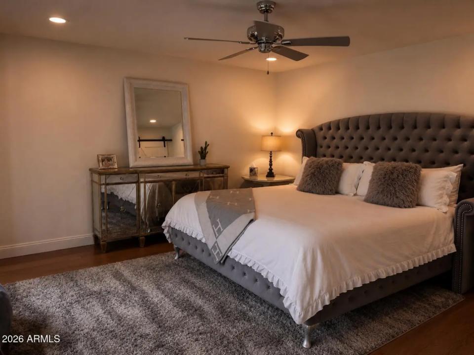 Real Estate Picture 14