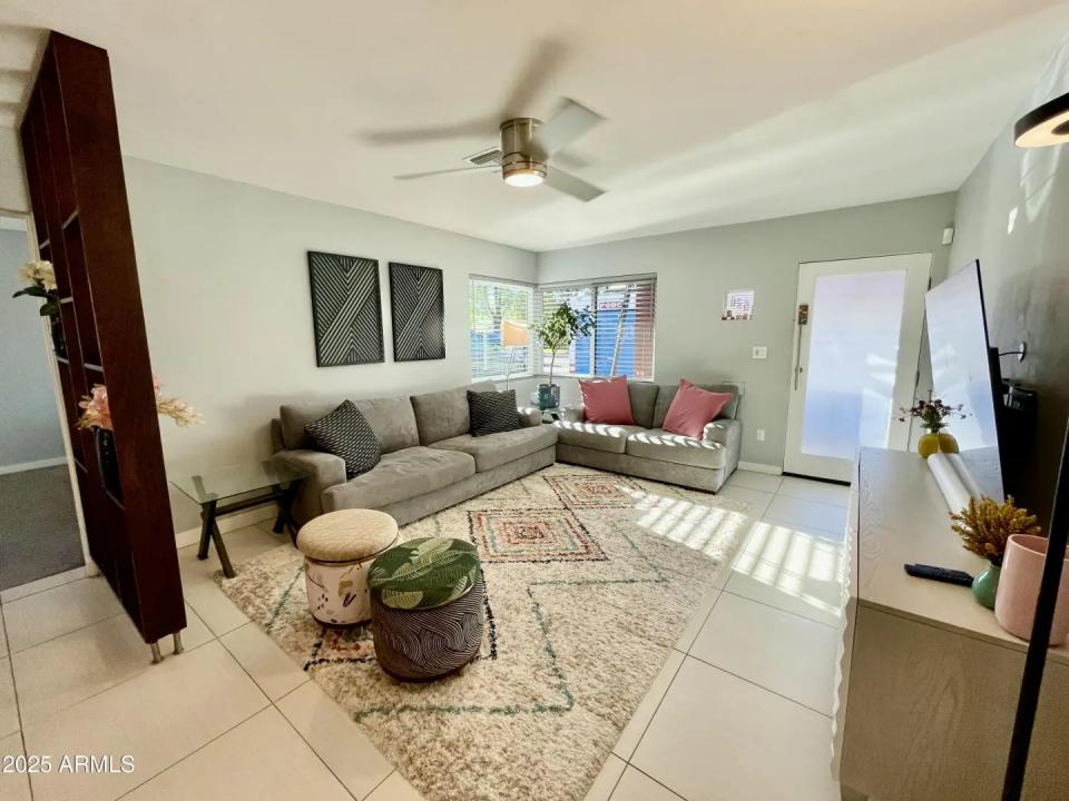 Real Estate Picture 9