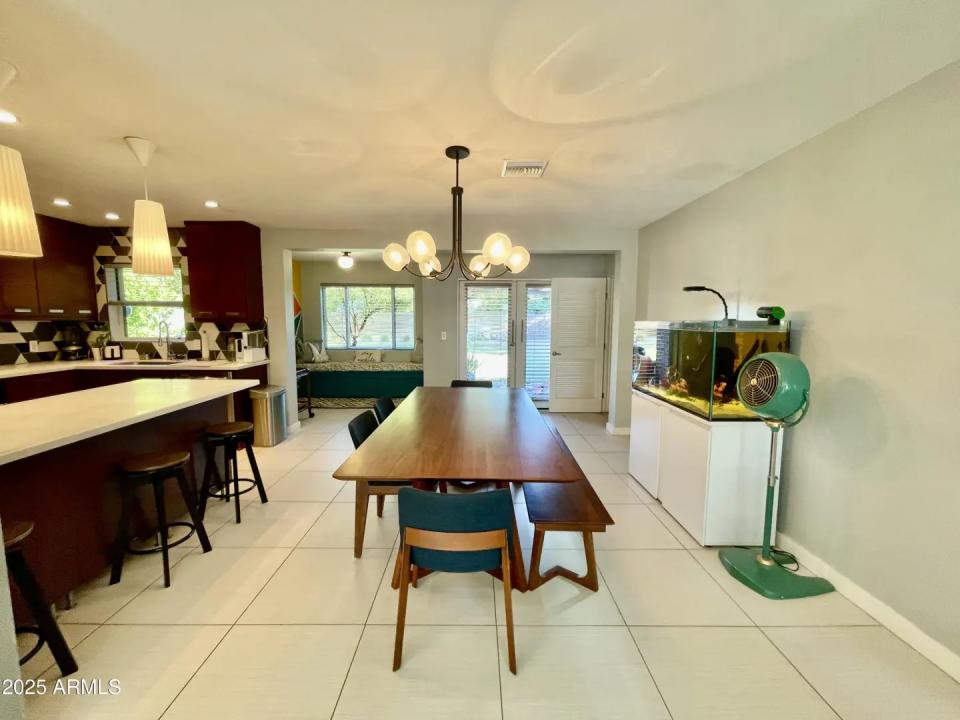 Real Estate Picture 13