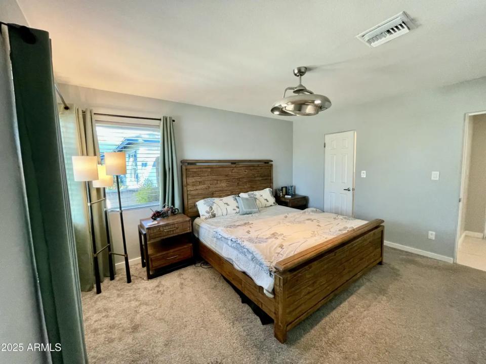 Real Estate Picture 27