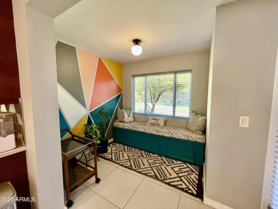 Real Estate Picture 20