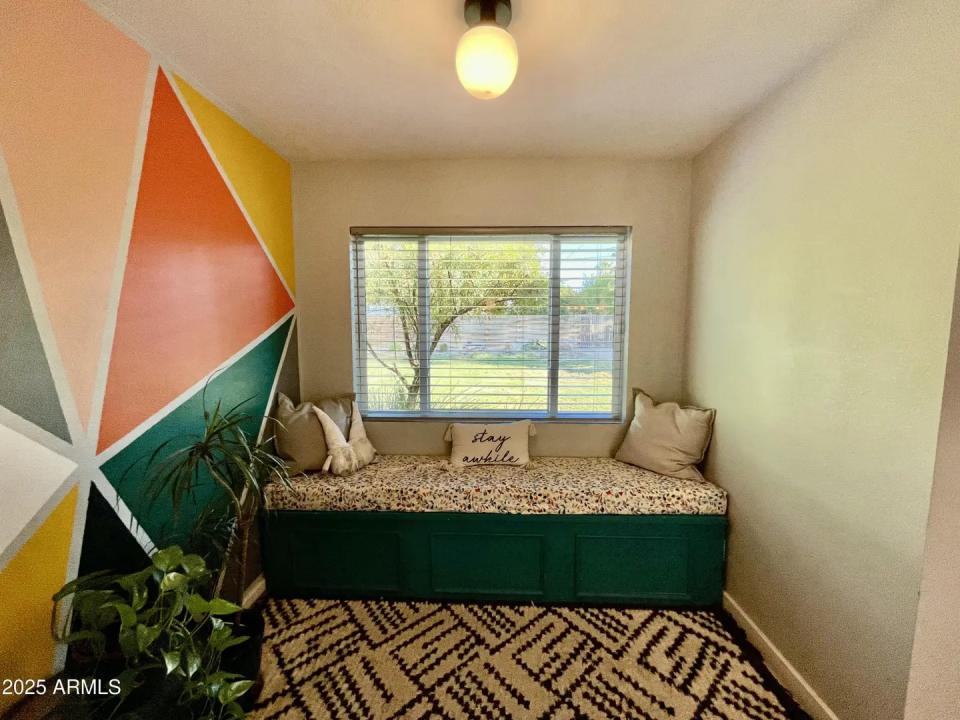Real Estate Picture 21