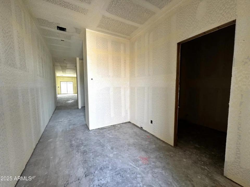 Real Estate Picture 2