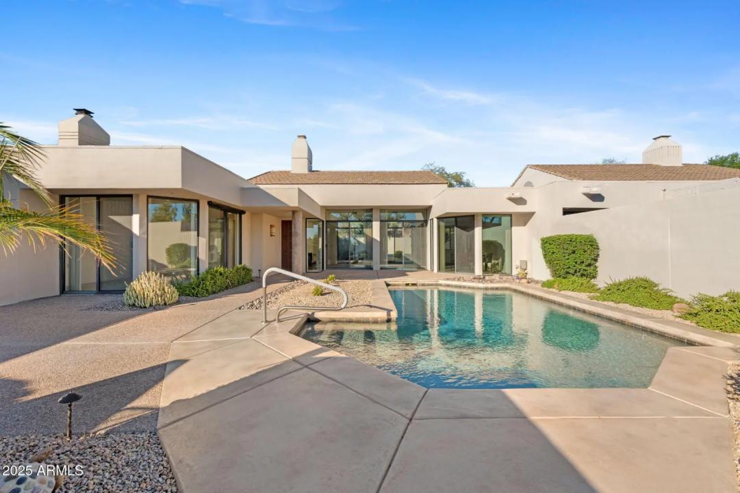 Real Estate Picture 1