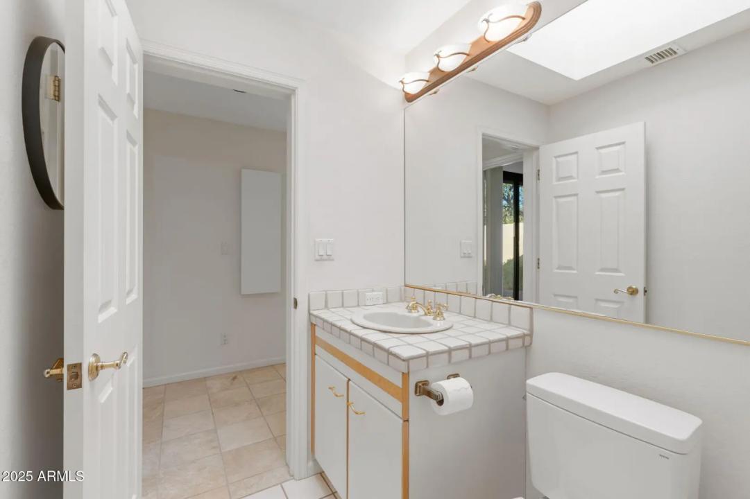 Real Estate Picture 22