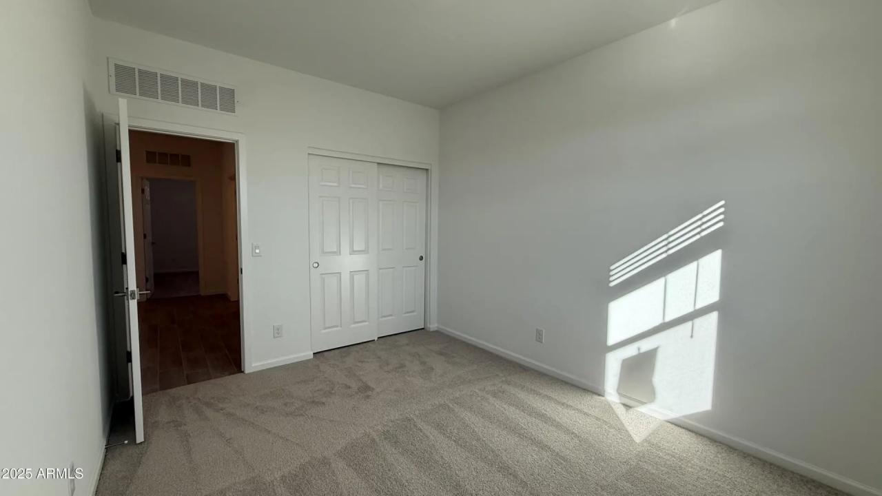 Real Estate Picture 6