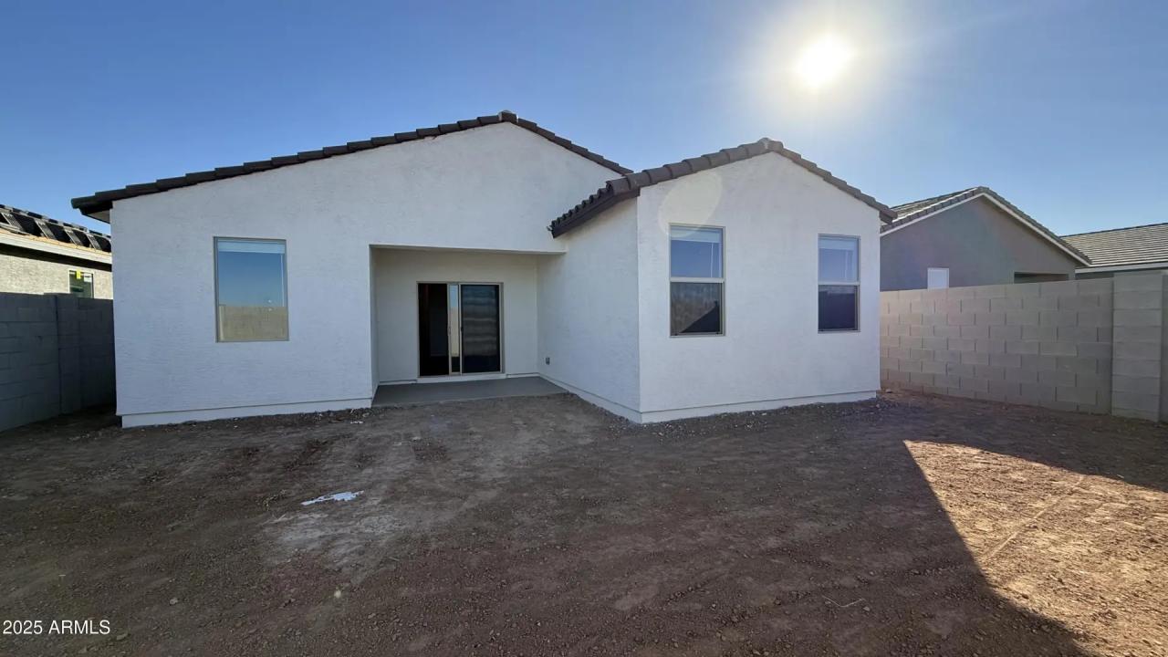 Real Estate Picture 25