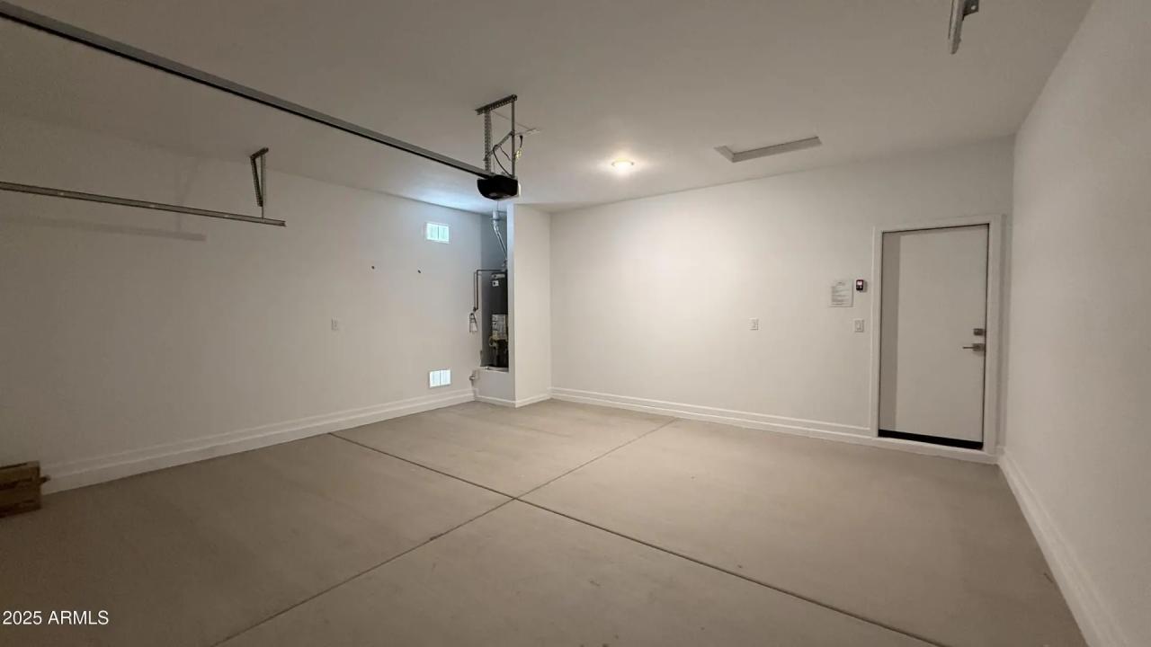 Real Estate Picture 27