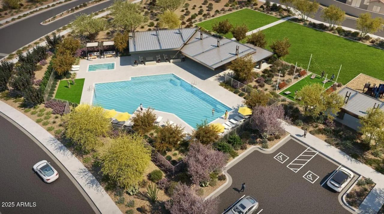 Real Estate Picture 9