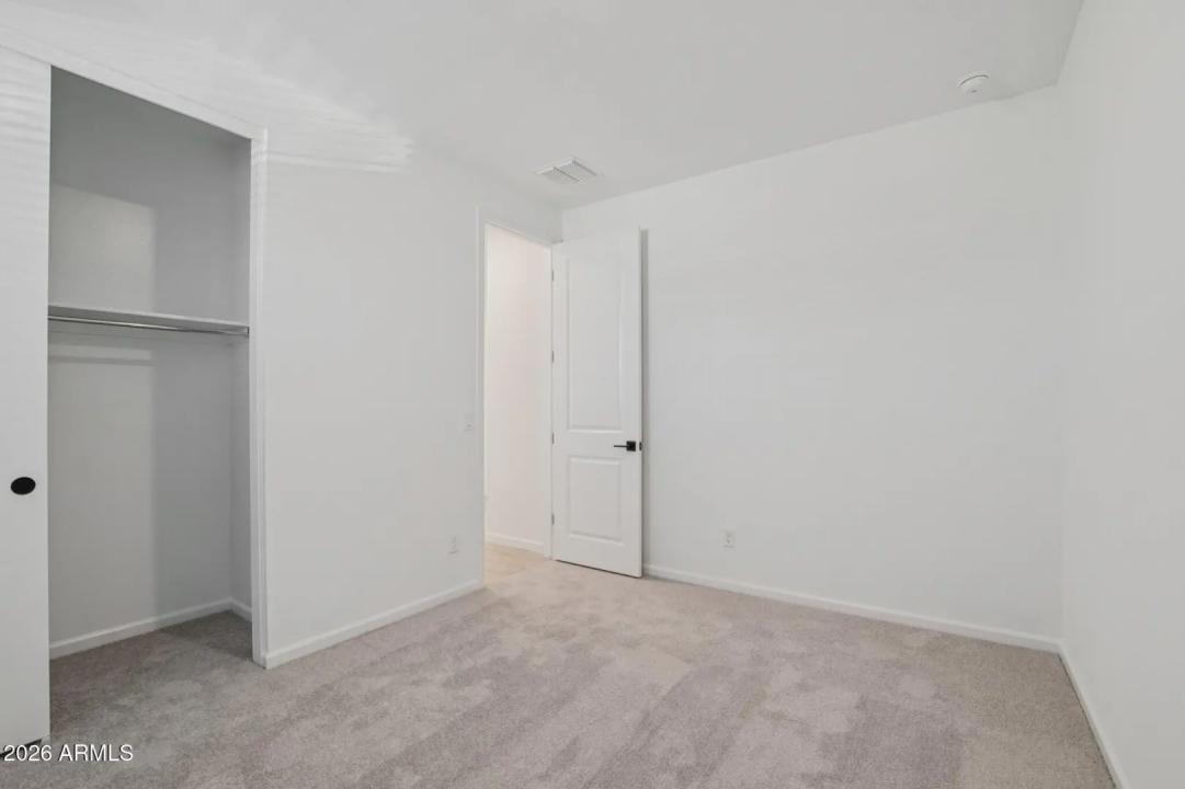 Real Estate Picture 18