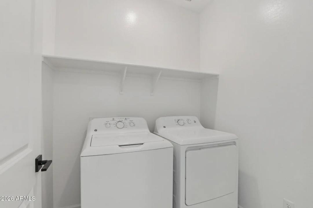 Real Estate Picture 19