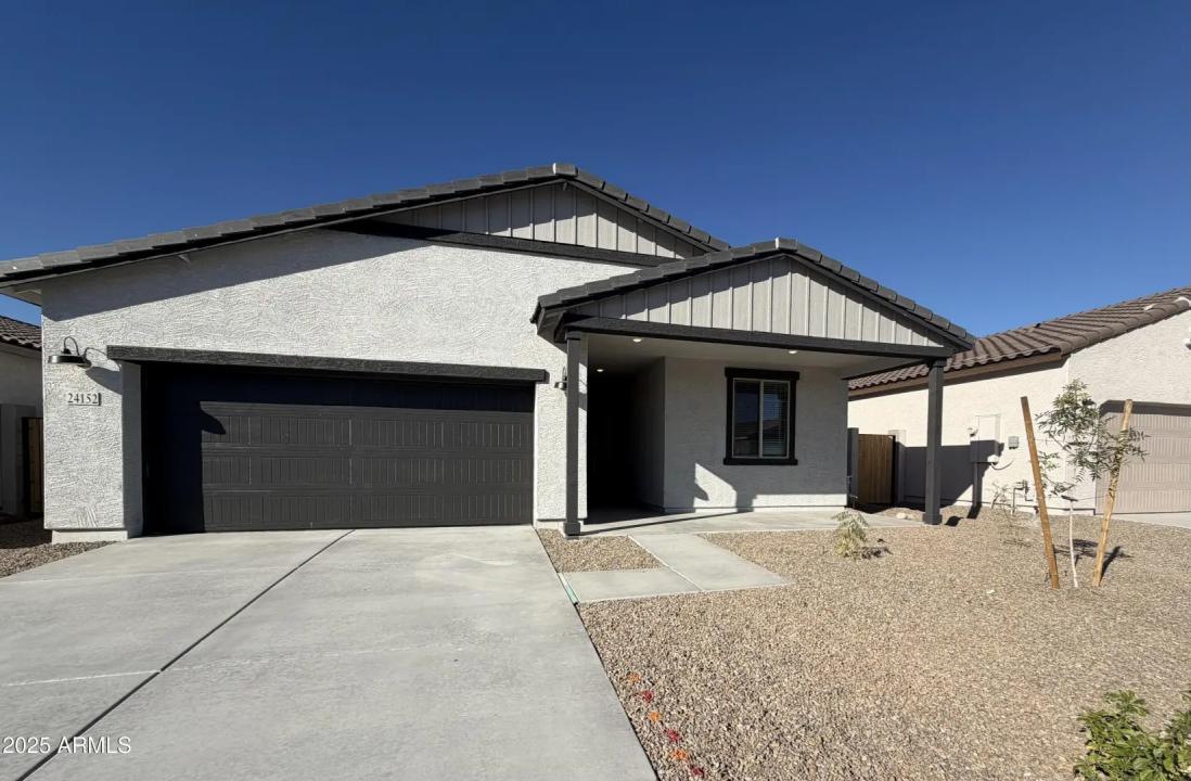 Real Estate Picture 3