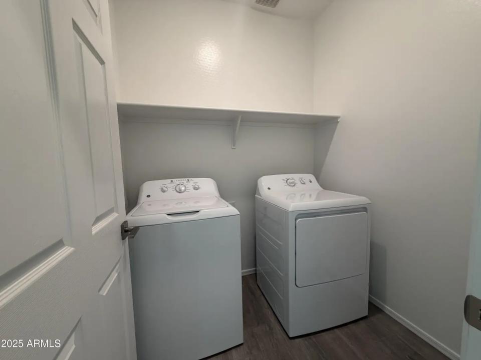 Real Estate Picture 10