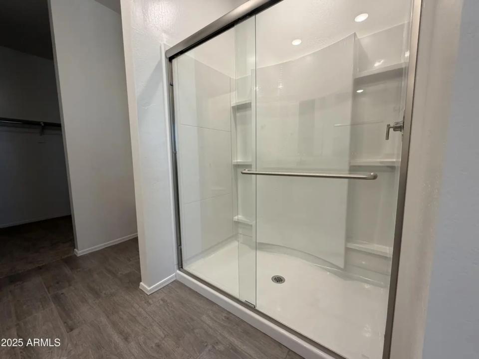 Real Estate Picture 21