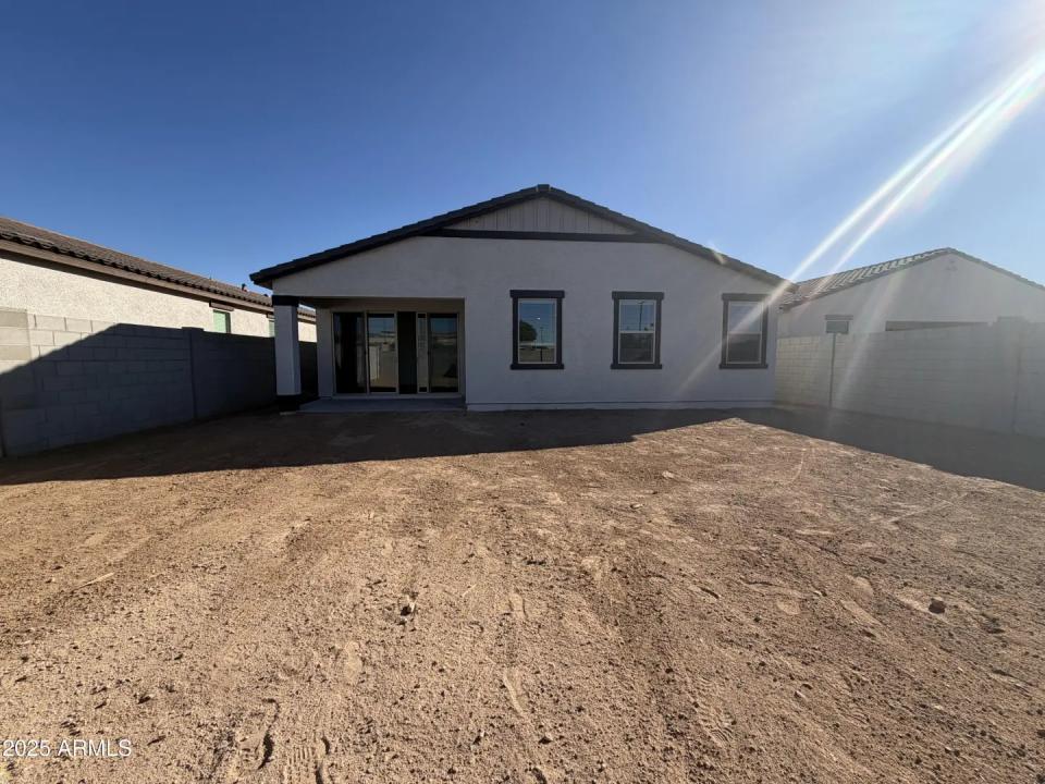 Real Estate Picture 27