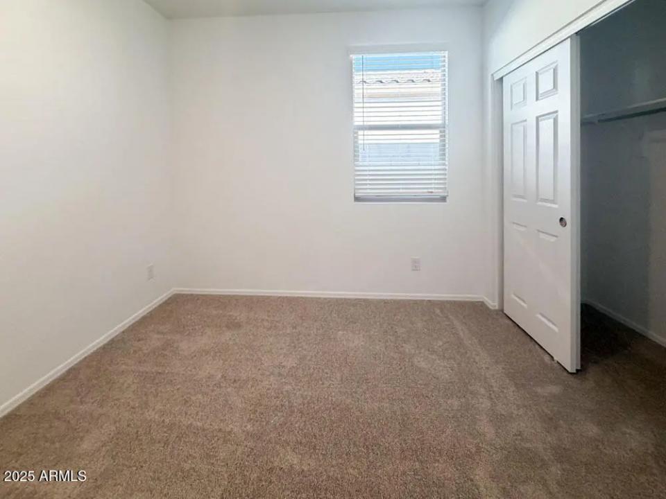 Real Estate Picture 6