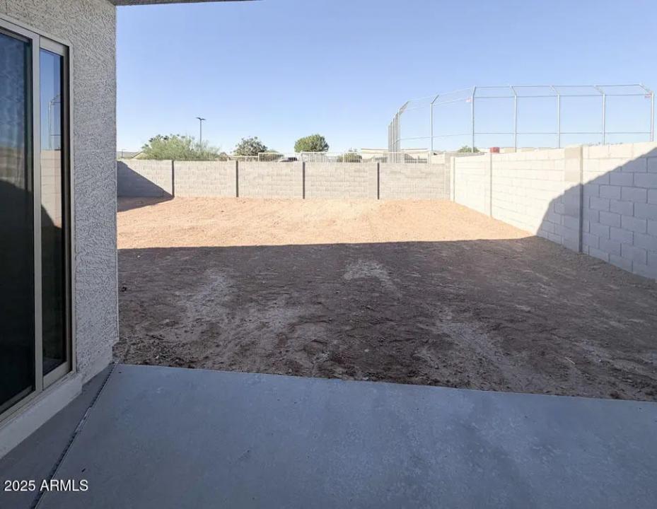 Real Estate Picture 22