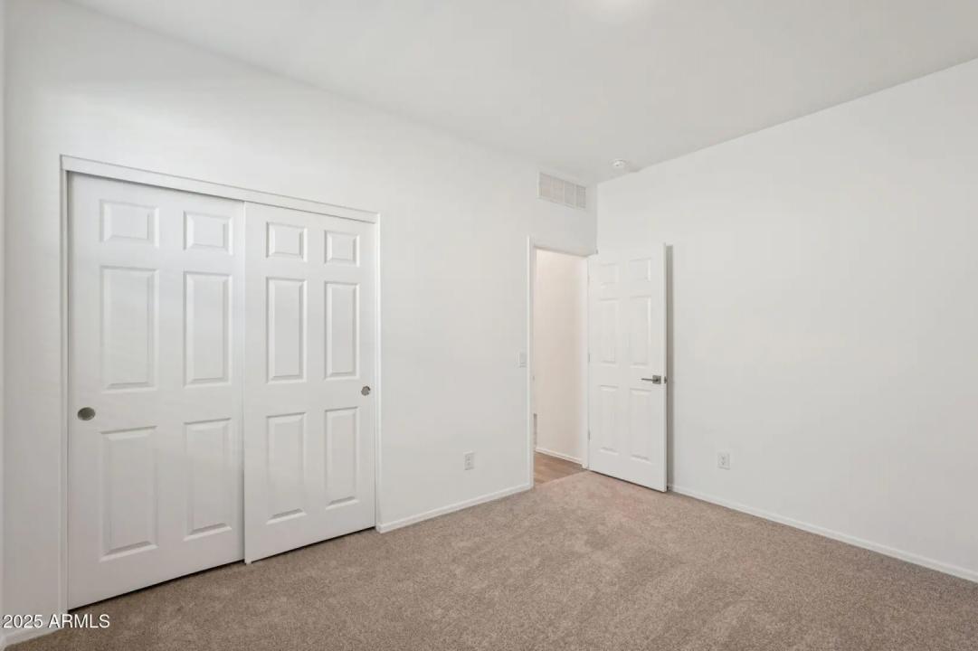 Real Estate Picture 20